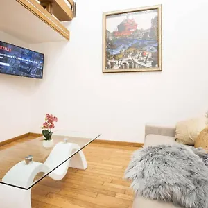  Appartamento Unforgettable Split Level Jacuzzi Navona