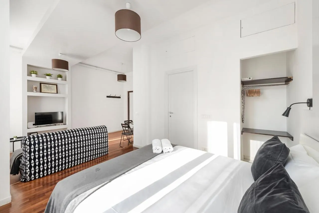 Appartamento White Flat Termini Roma 0*,  Italia