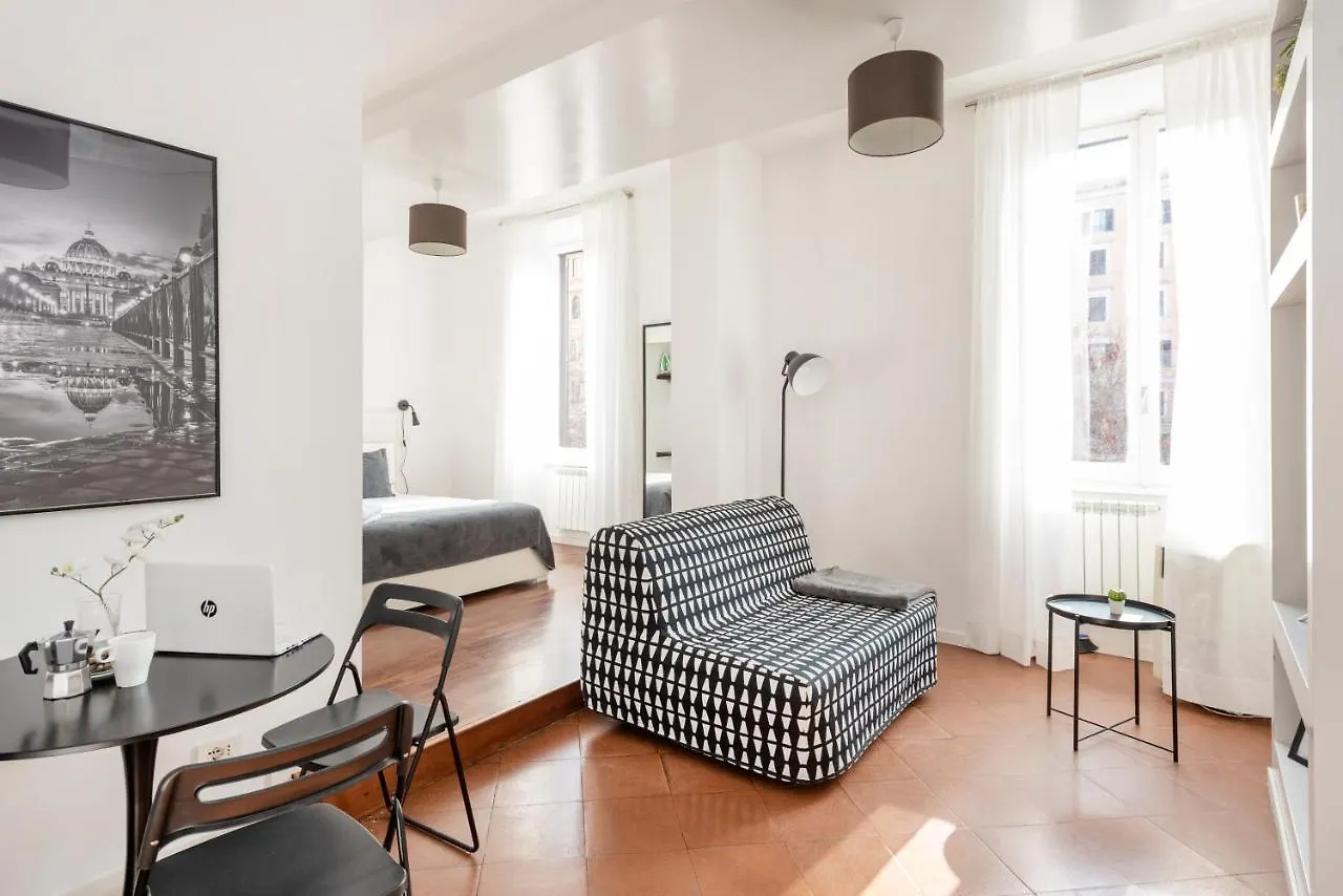 White Flat Termini Apartment Rome