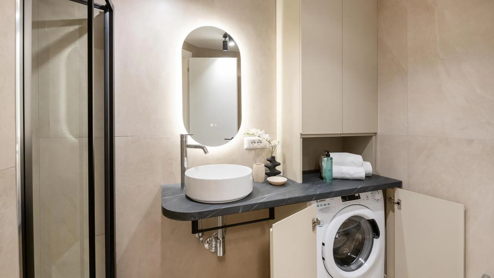 White Flat Termini Apartment Rome