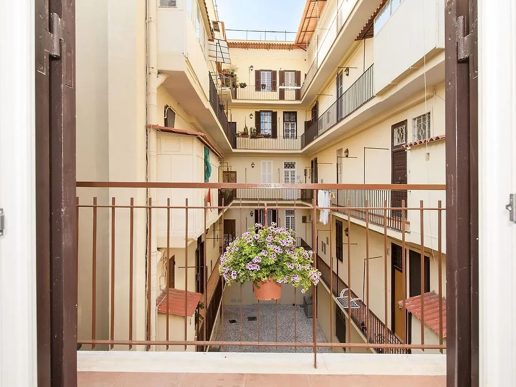 White Flat Termini Apartment Rome